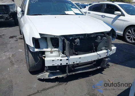 2019 Chrysler 300 300S из США, поврежденный, VIN 2C3CCABG6KH561472